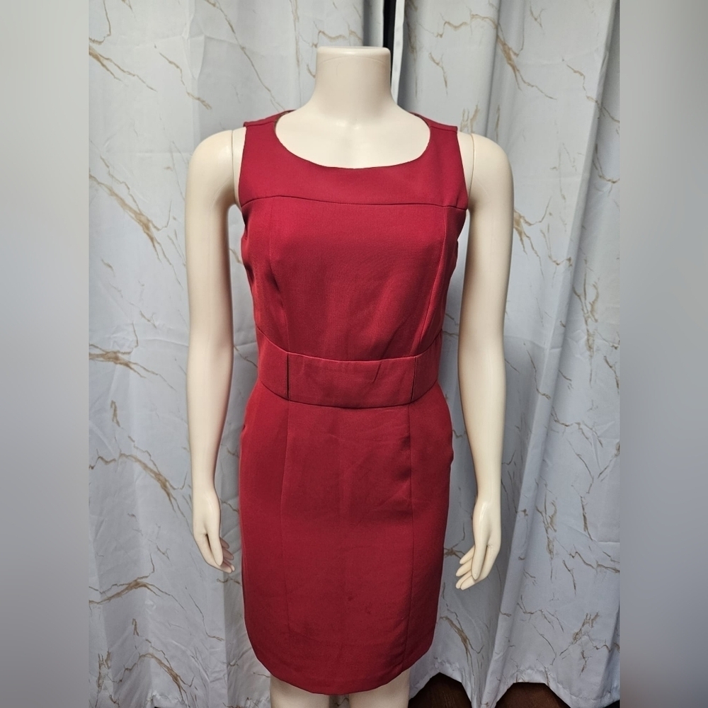 Studio Red Sheath Midi Dress for Cocktail Nights